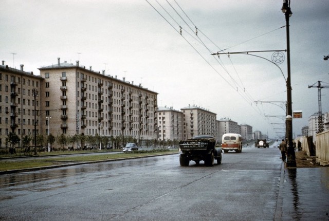 Москва и москвичи. Двадцатый век. 28.03.25