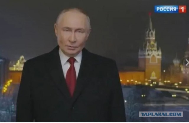 Путин поручил внедрить ИИ во все сферы РФ к 2030 году
