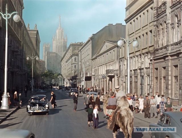Москва 1956 года в фильме "Старик Хоттабыч"