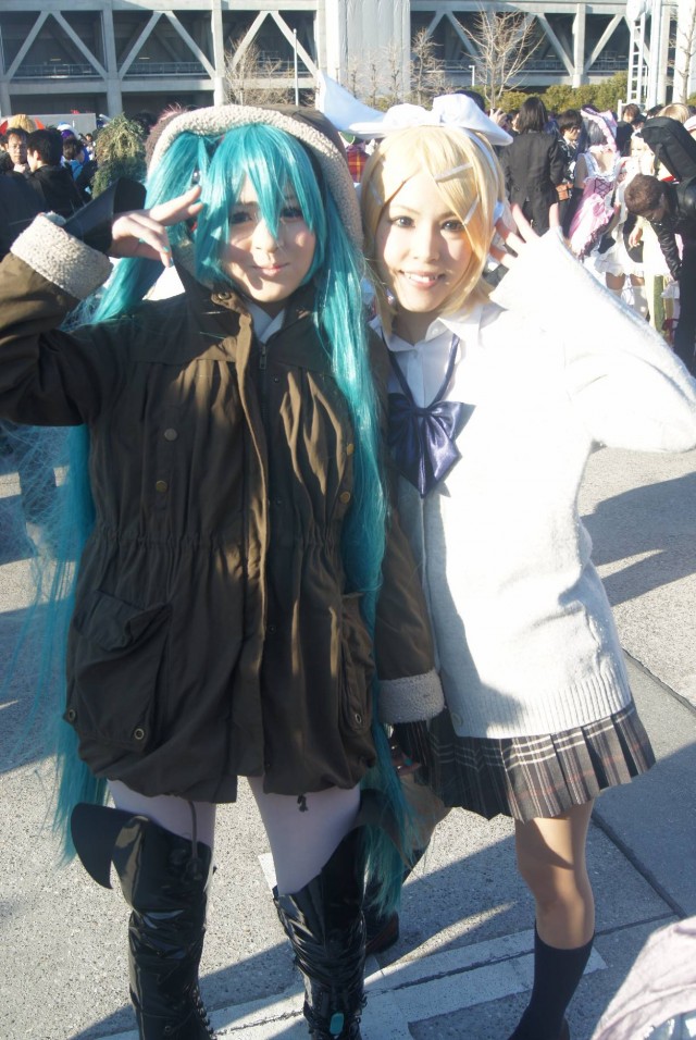 Фото с Comiket 81 /人◕ ‿‿ ◕人\