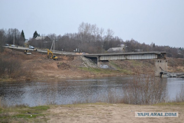 Обрушился мост в Архангельской области
