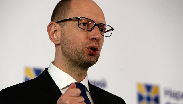 Слова Яценюка о России насмешили ведущего "Би-би-си