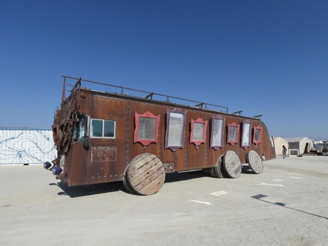 Огонь, песок и безумие: В Неваде стартовал Burning Man 2017!