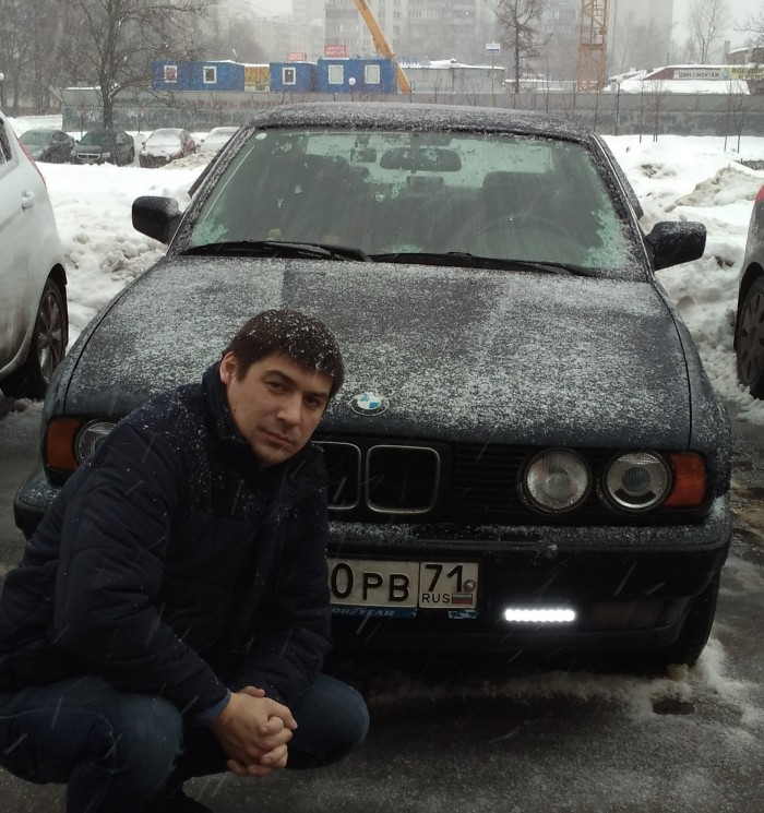 «Крузак» от дяди в малиновом пиджаке: автолегенды 90-х, которые до сих пор в цене
