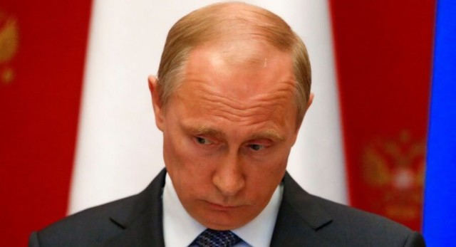 Путин опоздал на награждение ликвидаторов лесных пожаров: «Продержали вас всю ночь здесь»