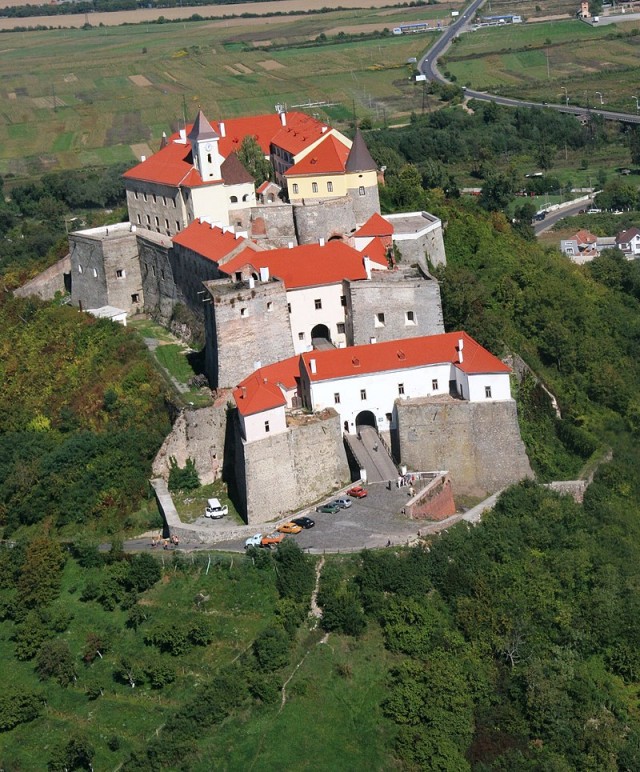 Самые красивые исторические замки.
