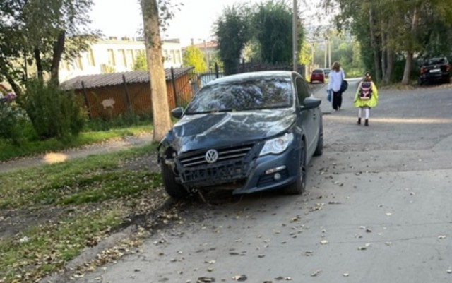 В Магнитогорске пьяный в слюни шоумен устроил показательный заезд для участников движения.