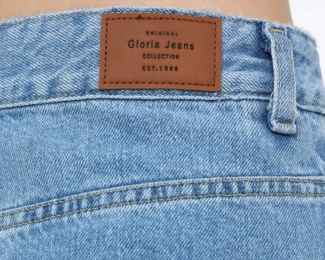 Gloria Jeans закрывает часть своих заводов в России.