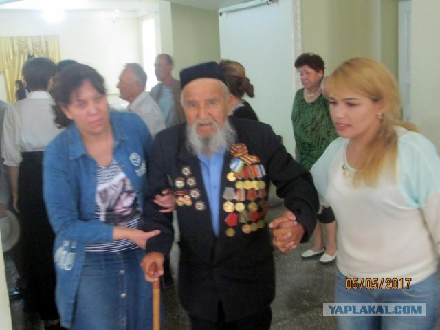 Средняя Азия решила отказаться от «георгиевских ленточек»
