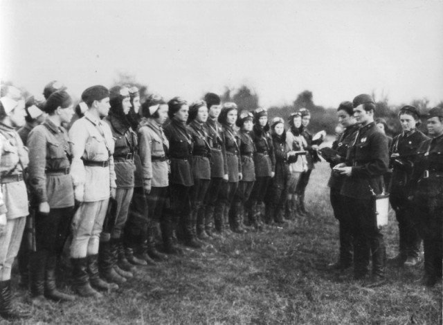 История в фотографиях - II