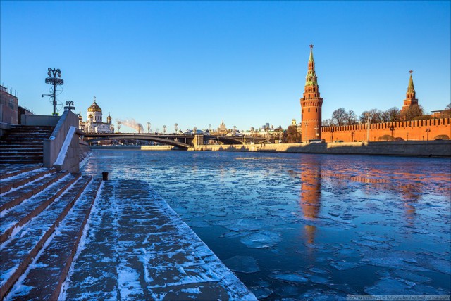 Москву сковали льды