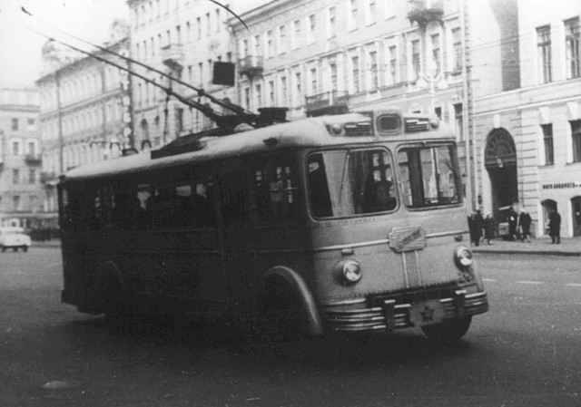 Игра на ЯПе: Угадай АВТО-3