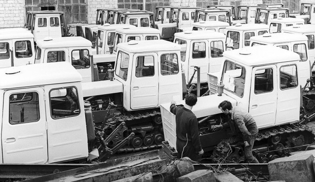 Т-70 — это гусеничный трактор, разработанный в СССР в 1974 году