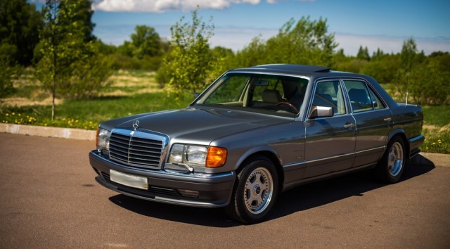 45 лет Mercedes-Benz W126