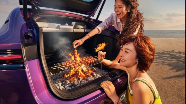 Китайцы создали свой Porsche Taycan, который стоит как Lada Granta