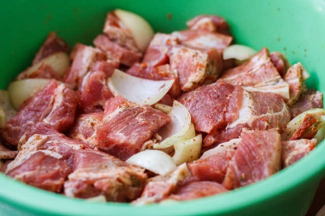 Шашлык в соусе