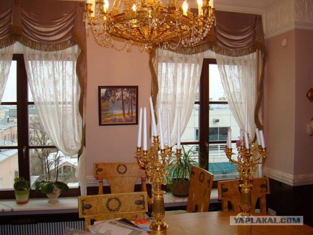 На квартире у гендиректора "Славянки"