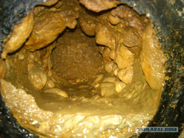 Как выглядит Черная Дыра изнутри