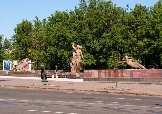 В Нидерландах есть перила покрашенные в красивый синий цвет