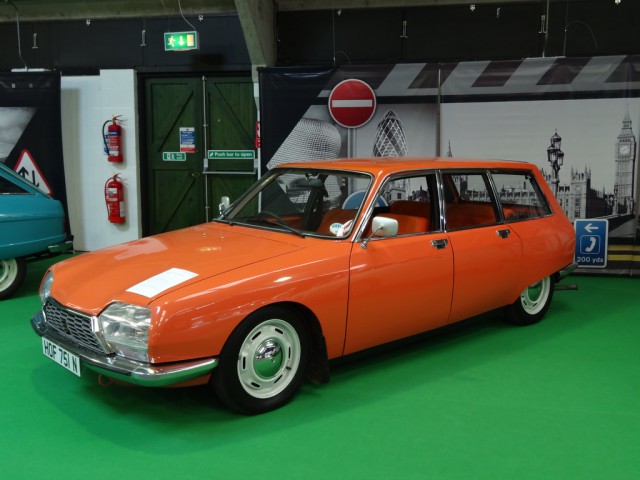 Музей Citroen, наглядная история легендарной марки автомобилей