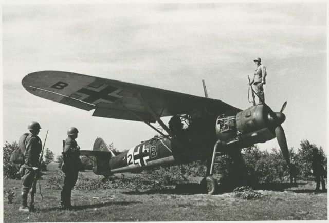 XX век в черно-белой фотографии. Авиация