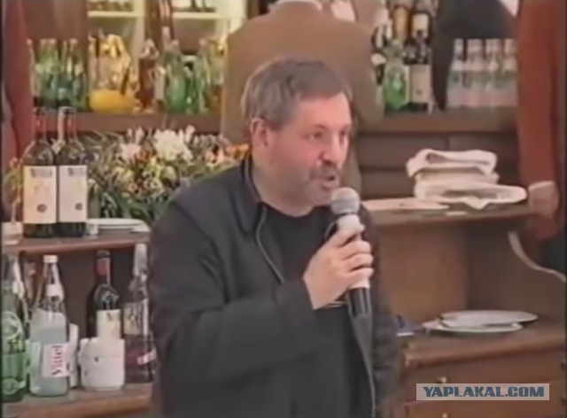 Леонтьев попал в пробку и негодуэ