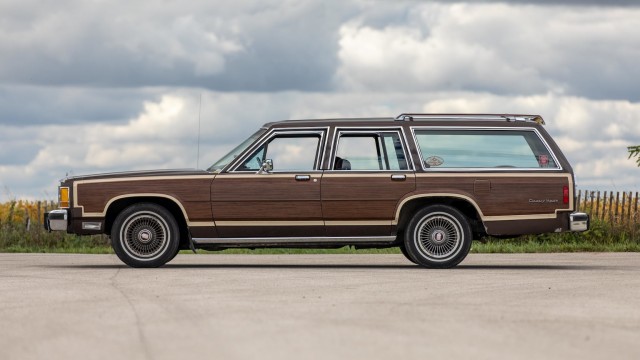 Универсалы. Красивых автофото пост