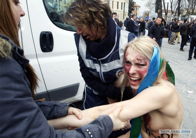 Митинг в поддержку Pussy Riot