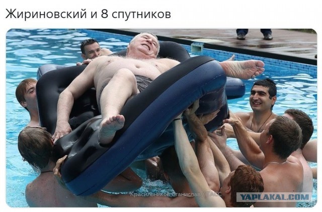 Госпитализированный с COVID-19 Жириновский перестал узнавать близких