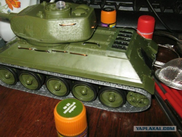 Оживление стендовой модели от звезды Т-34-85