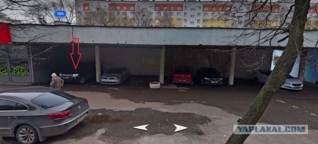 Знаменитый Ссаный угол на Ивановской горке в Москве.