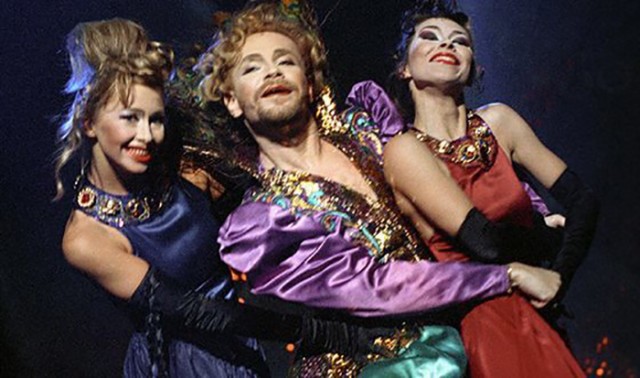 Кто из звезд эстрады выступал под фонограмму и почему они на это шли: 7 самых знаменитых «фанерщиков