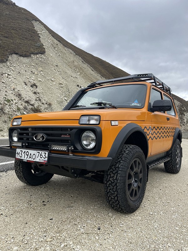 Новейшая Lada Niva Sport в спец. версии Silk Way будет стоить 2,5 млн. рублей