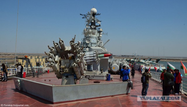 Тяньцзинь. Прогулка по советскому авианосцу "Киев"