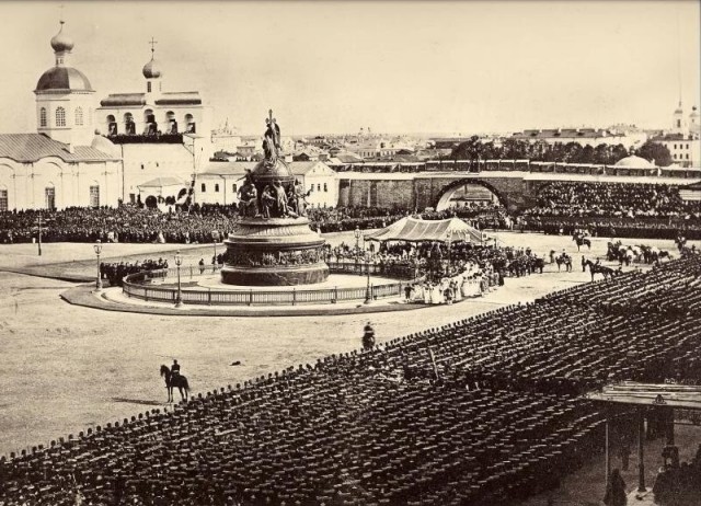 История в фотографиях