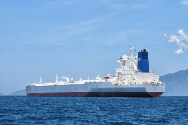 Самые большие нефтеналивные танкеры