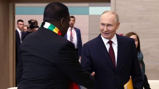 Президент Зимбабве обсудил с  Владимиром Путиным вступление страны в БРИКС