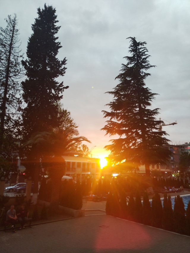 Летние вечера в Гагре!