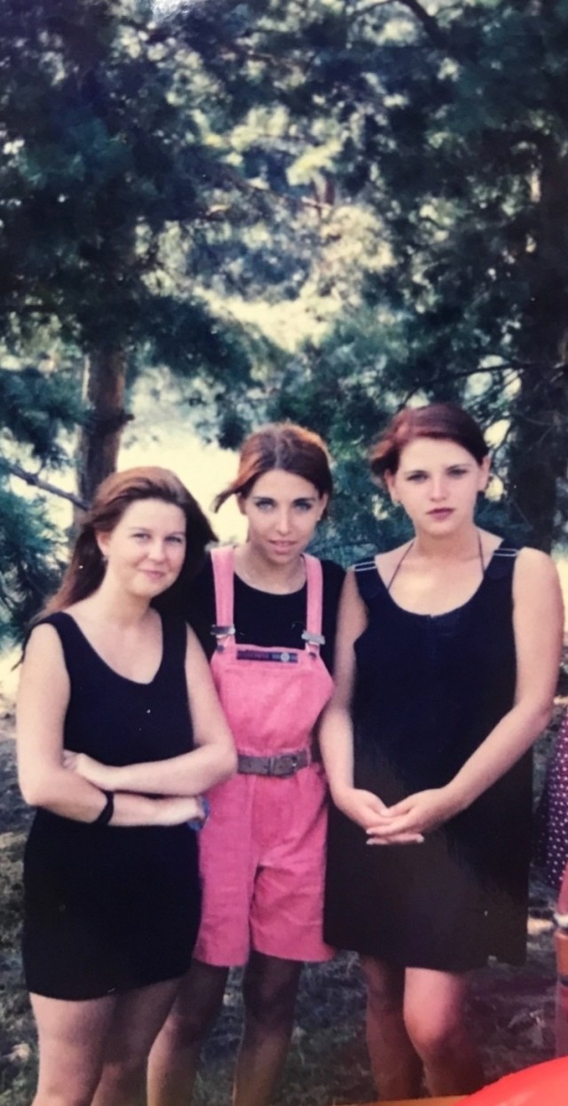 Девчата из 90-х и 00-х 26.02.2026