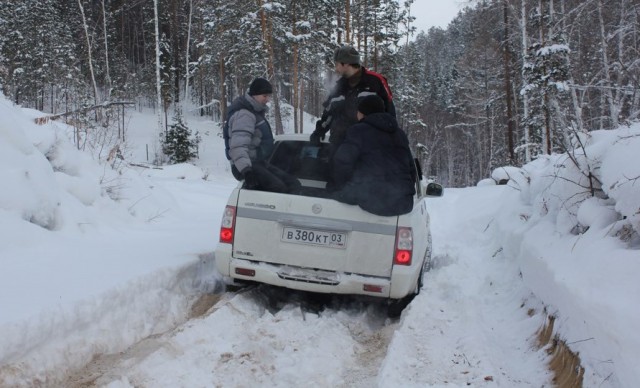 Гниющий UAZ Patriot и два отличных японца!