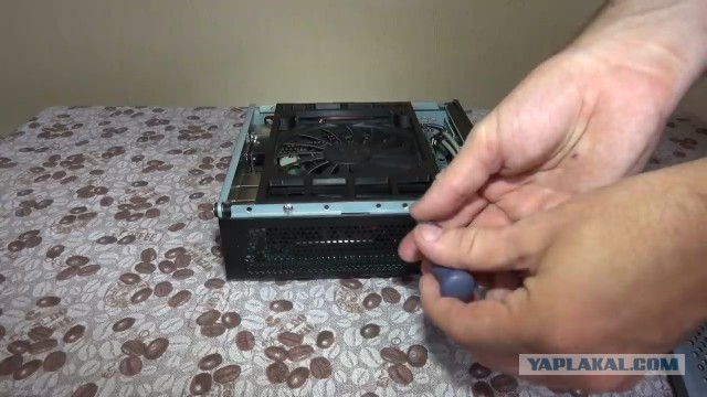 Энтузиаст разобрал и осмотрел новейшие компьютеры на базе процессора Эльбрус. Из российского там оказался только процессор