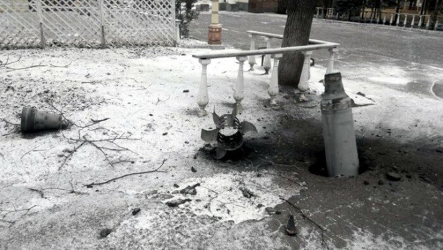 Это пешеходный переход возле конного рынка в Харькове