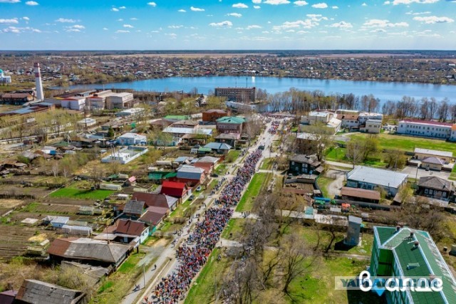 43% женщин спали с коллегами по работе