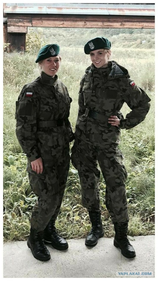 Барышни из войска польского