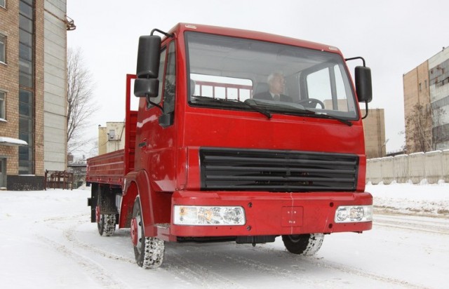Игра на ЯПе: Угадай АВТО-8