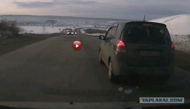 Засуетился паренёк