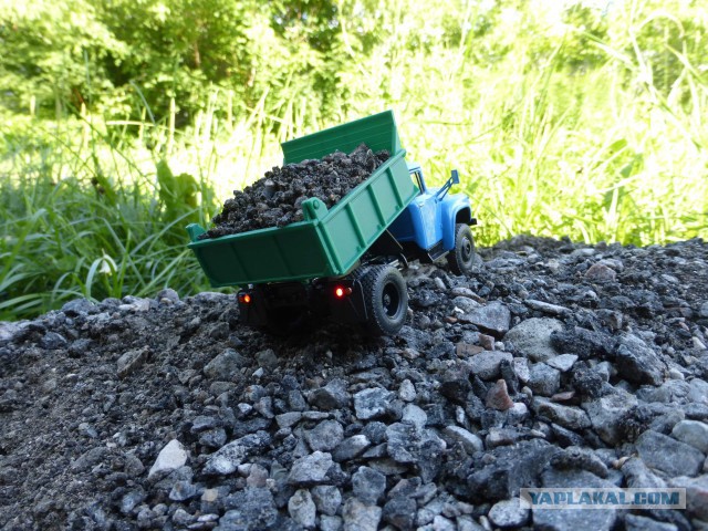 Модель ЗИЛ130 на р\у в масштабе 1:43