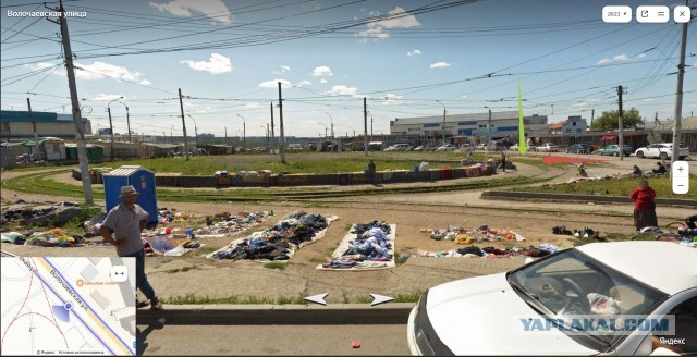 В Новосибирске "иностраный специалист" свернул челюсть женщине водителю трамвая.