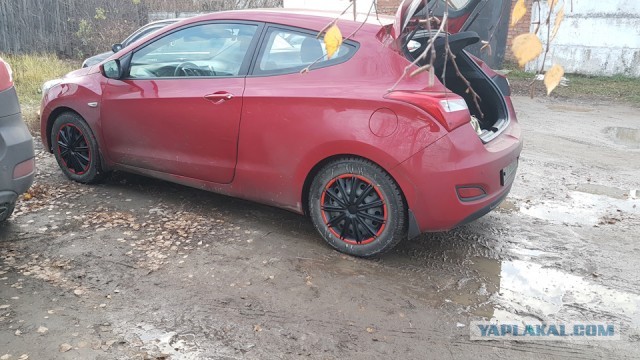 «Автостат»: средний возраст легковых автомобилей в России составляет 15,5 лет