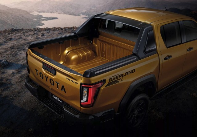 Toyota Motor официально представила новое поколение самого популярного в мире пикапа Hilux